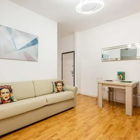 Cozy Apartment Near To Fashion District Milan Exterior photo